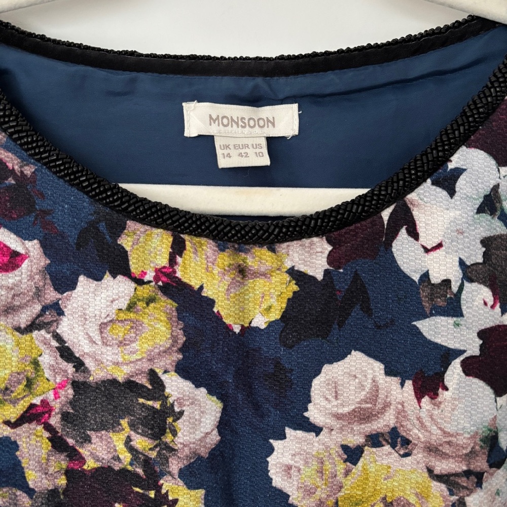 Floral Short Sleeve Dress - Picture 4 of 6